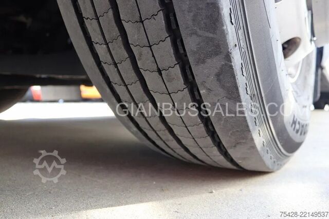 Autobus za međugradski prevoz Volvo 9700 HD / 13m / Full option / Lift