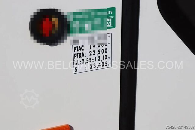 Autobus za međugradski prevoz Volvo 9700 HD / 13m / Full option / Lift