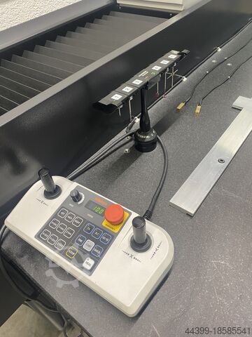 Koordinatenmessmaschine Mitutoyo Crysta Apex V776