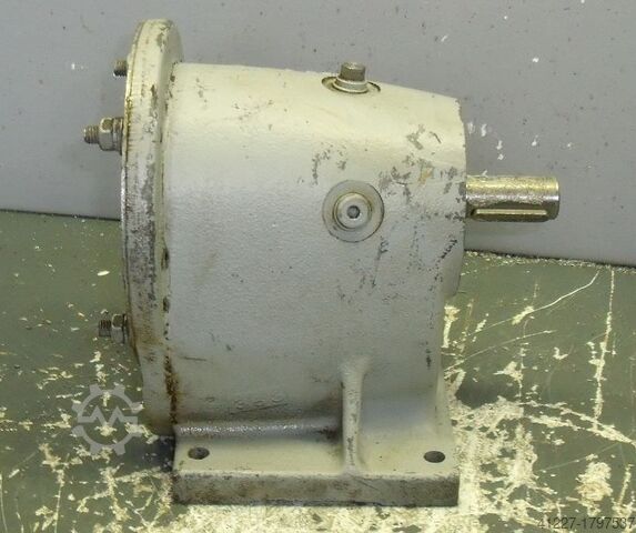 Transmisioni 1:13,8 unbekant 0