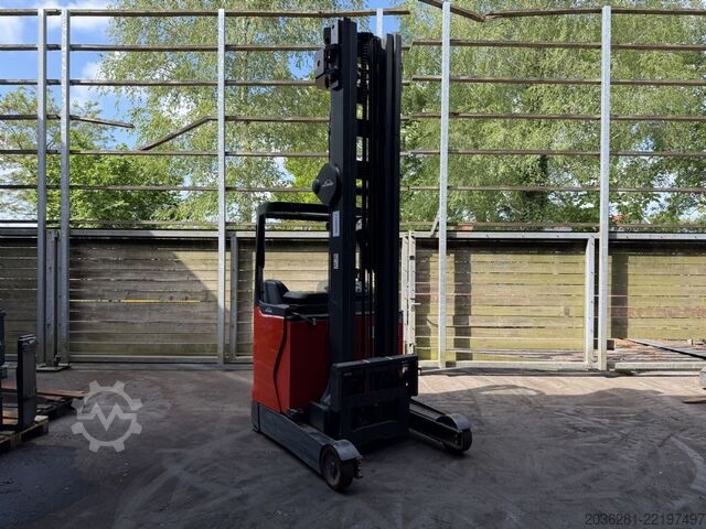 Regalni viličar Linde R14HD-01