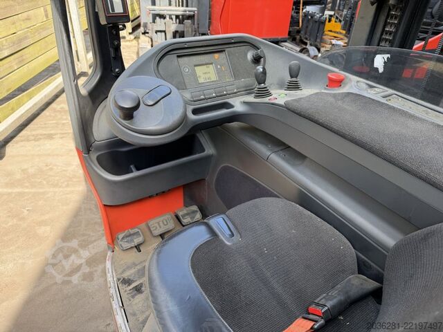 Regalni viličar Linde R14HD-01