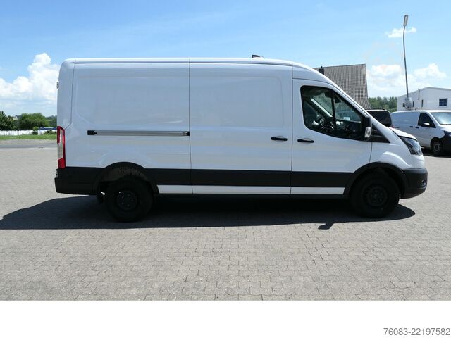 Furgoneta de caja alta FORD Transit 350 L3H2 Klima Kamera Navi