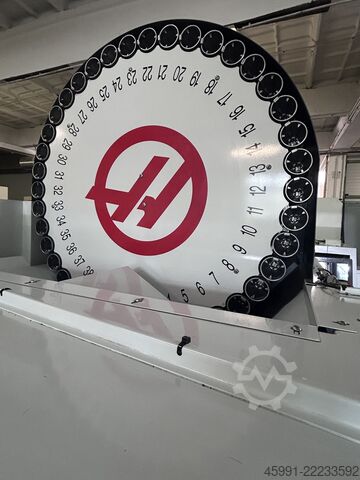 Centro de mecanizado vertical HAAS VF-4SS vertical machining center