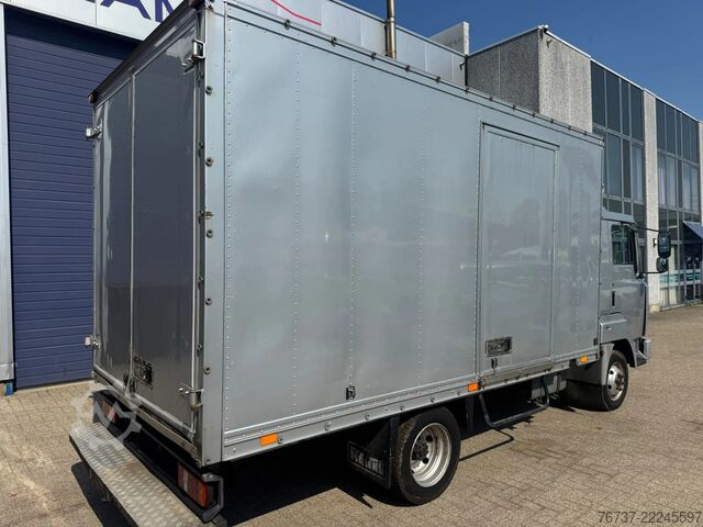 スーツケース Nissan ECO **BELGIAN ORIGINE-VERRY CLEAN**