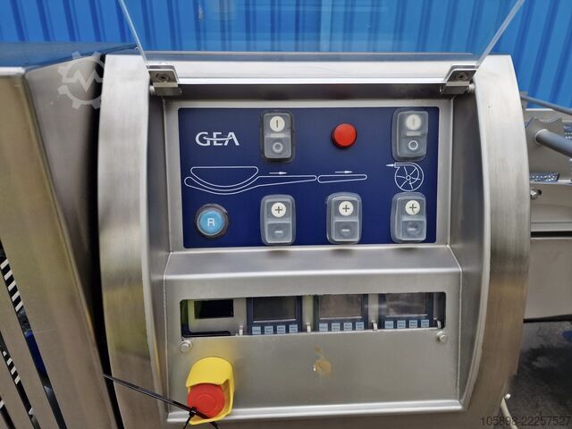 2021/2 Linha de formação, cobertura e fritura de 600 mm. GEA Various