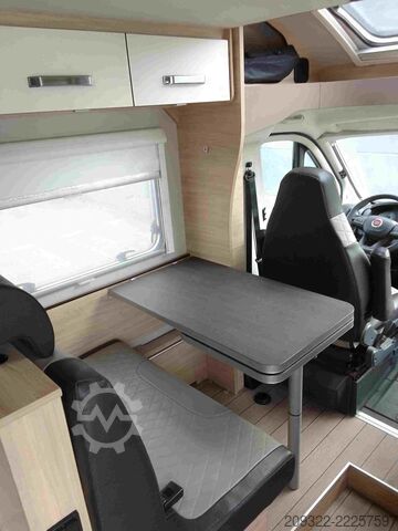 Semi-integrated camper 2024 Fiat Ducato Weinsberg Carasuite | Automatico | 5 posti letto