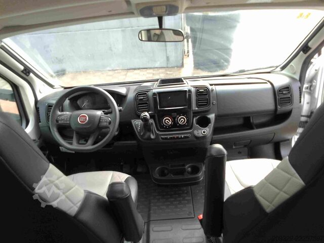 Semi-integrated camper 2024 Fiat Ducato Weinsberg Carasuite | Automatico | 5 posti letto
