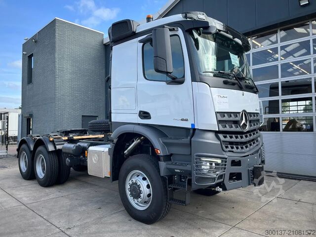 Zware belasting Mercedes-Benz Arocs 4058 AS 6x6 Tractor Head 180T Push Pull E...