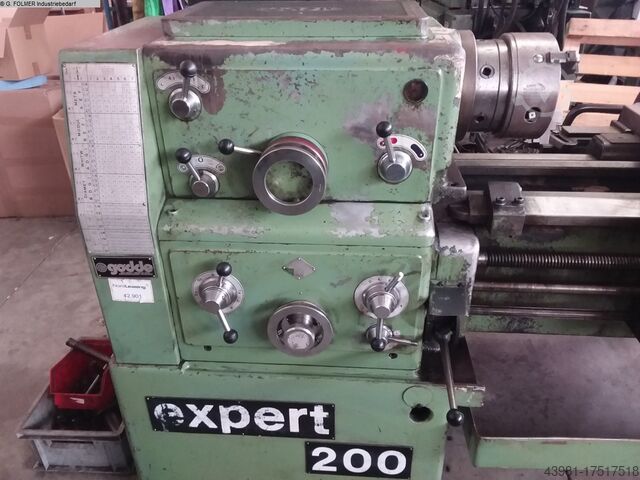 Drehmaschine-konventionell-elektronisch CMT Expert 200