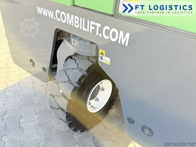 Carretilla retráctil de 4 vías Combilift C4000 GAS DUPLEX 4350 FREE-LIFT POSITION