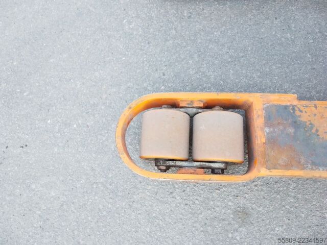 Empilhador manual Still EGV 14 // Neue Reifen