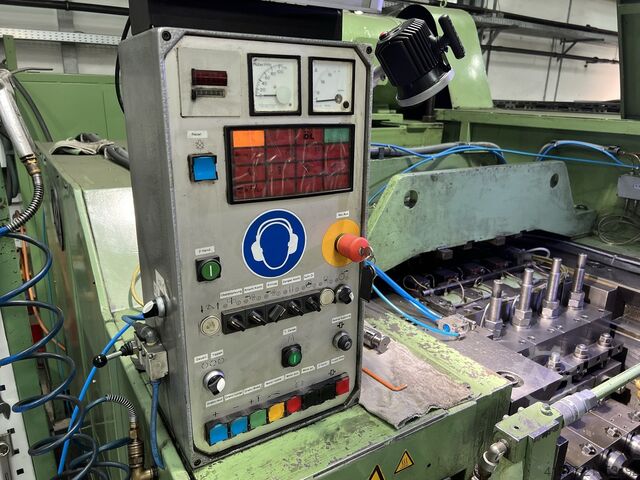 Estampadora (estaciones multiples) KIESERLING K54