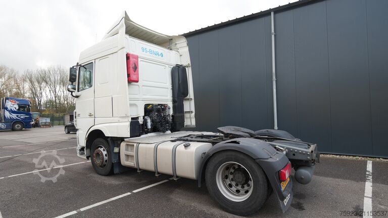Standard-SZM DAF XF 440 Space Cab tractor unit