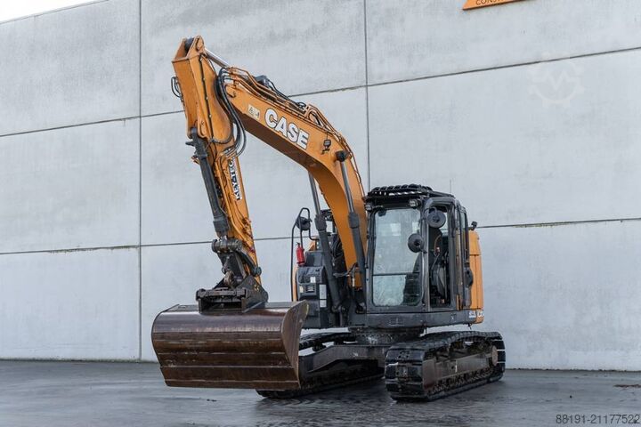 Excavadora sobre orugas CASE CX 145 D SR