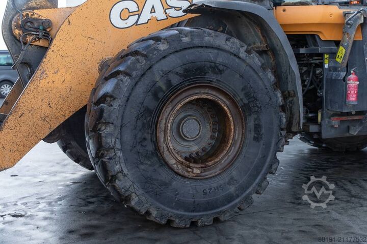 Cargador CASE 1121 G Evolution