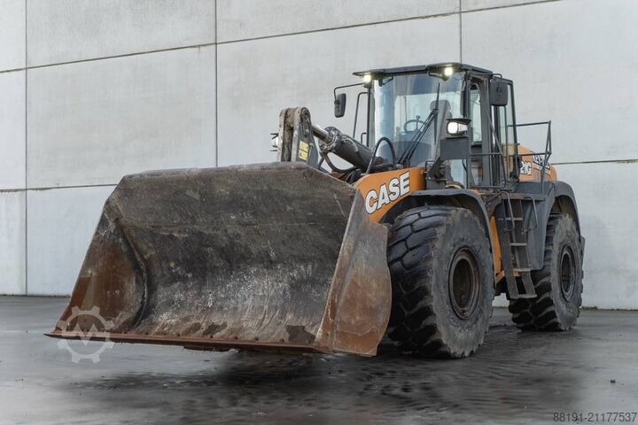 Cargador CASE 1121 G Evolution