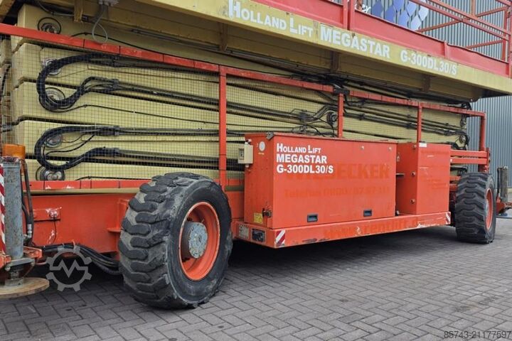 Škarjasto dvigalo Holland Lift G-300DL30/S Diesel, 4x4x4 Drive, 33.5m Working Hei