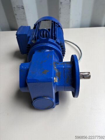  Motoreduktor SEW-Eurodrive SF32 DT80K4 0,55 kW 77 obr./min 54 Nm 230/400 Motoreduktor SEW-Eurodrive SF32 DT80K4 0,55 kW 77 obr./min 54 Nm 230/400