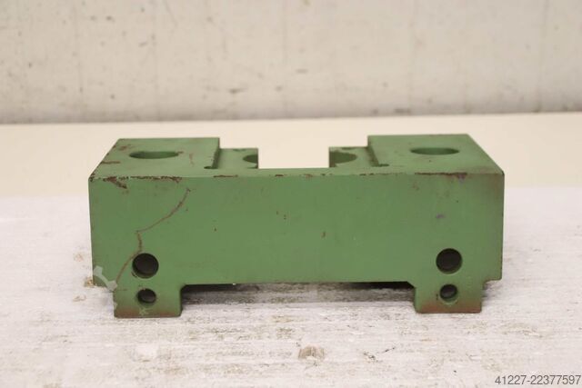 Punching tool intermediate block Mubea Aufnahme Unten
