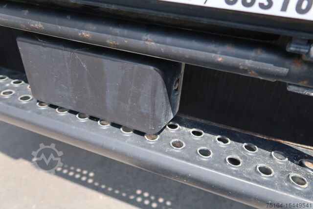 Standard nyerges vontató MAN TGX 18.500 H 4x4