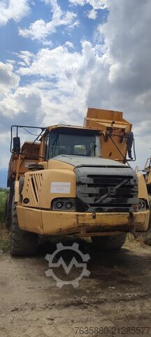 Skriňové nákladné vozidlo Volvo A35D