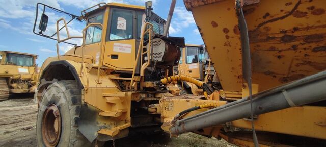 Skriňové nákladné vozidlo Volvo A35D