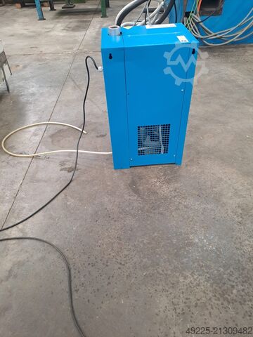 空气沉降器和冷却系统 NEQXUS & ÖWAMAT QX192R/AC