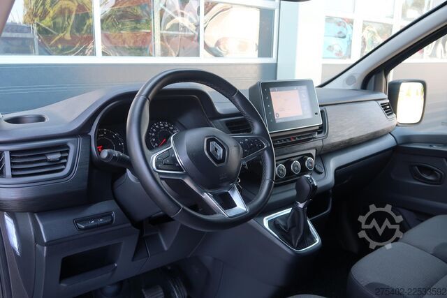 Комби с висок покрив Renault Trafic 2.0 Blue dCi 150 L2H1 AUT/ NAVI/ CRUISE/...