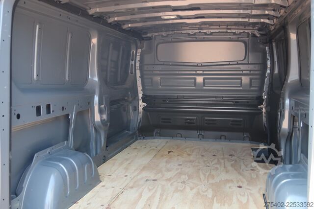 Комби с висок покрив Renault Trafic 2.0 Blue dCi 150 L2H1 AUT/ NAVI/ CRUISE/...