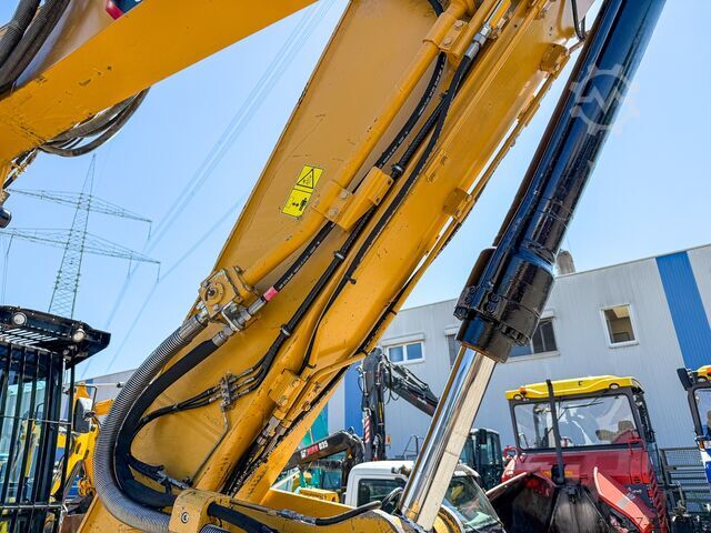 Beltegraver Caterpillar 323FL Kettenbagger OQ70/75 vollhydr.