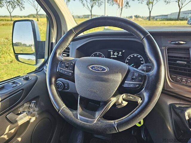 High-roof van FORD TRANSIT CUSTOM 2.0 L2H1 Navi Airco PDC