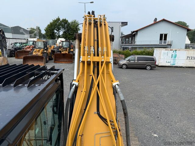 链式挖掘机 CATERPILLAR 330 Kettenbagger 30,8 Ton *5035 BTH