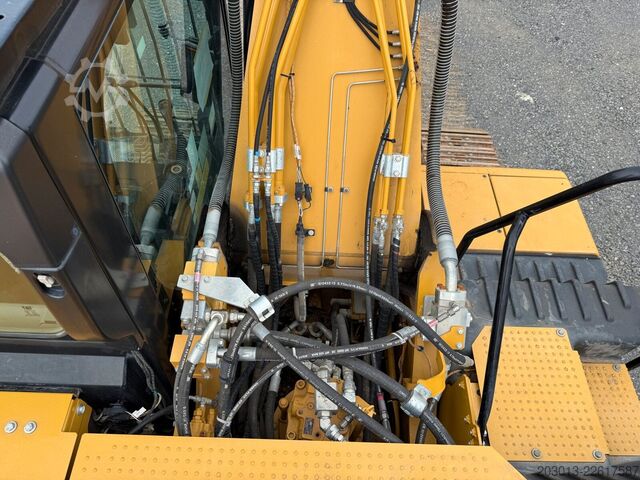 链式挖掘机 CATERPILLAR 330 Kettenbagger 30,8 Ton *5035 BTH