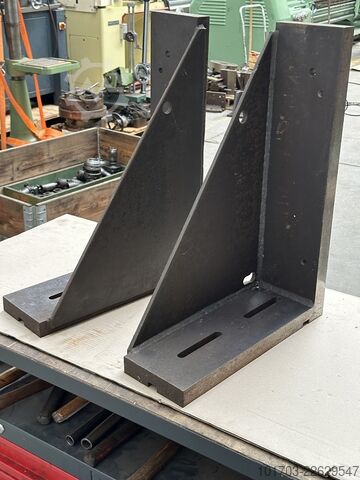 Ζεύγος γωνιακών πλακών από χάλυβα Paire d'équerres en acier 600 x 445 x 150 mm
