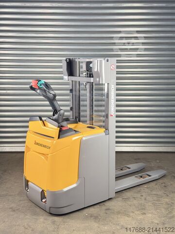 Hochhubwagen-Mitfahrer Jungheinrich ERC 214 - Triplex 4,3m - Service Neu Batterie 90%