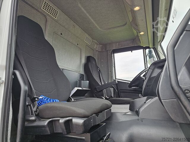 Ferðatösku IVECO AD190S42 STRALIS
