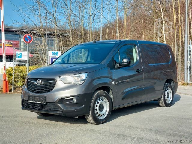 Panelová dodávka OPEL Combo E Cargo XL 1.2 T -Kamera-Totw.-NAVI-Regal