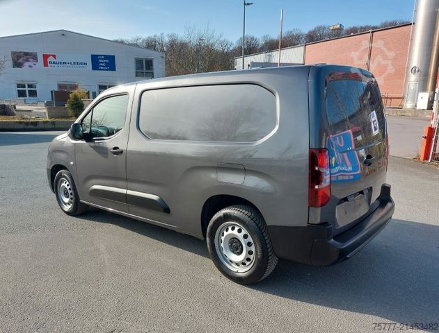 Panelová dodávka OPEL Combo E Cargo XL 1.2 T -Kamera-Totw.-NAVI-Regal