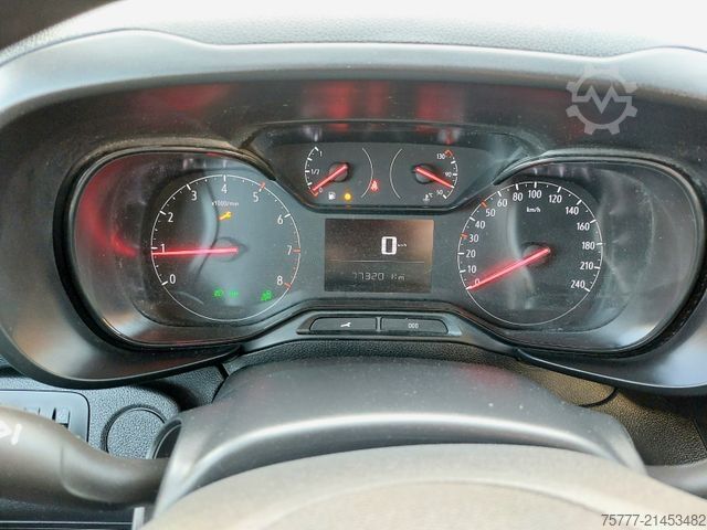 Panelová dodávka OPEL Combo E Cargo XL 1.2 T -Kamera-Totw.-NAVI-Regal