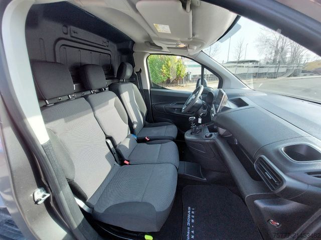 Panelová dodávka OPEL Combo E Cargo XL 1.2 T -Kamera-Totw.-NAVI-Regal