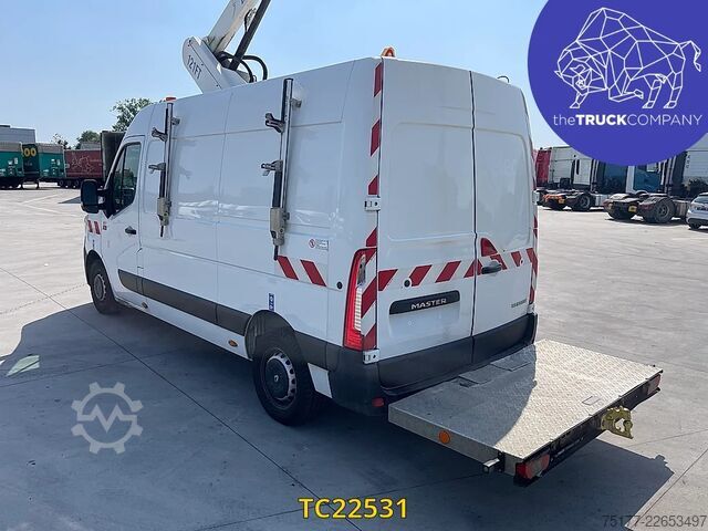 ยก Renault Master