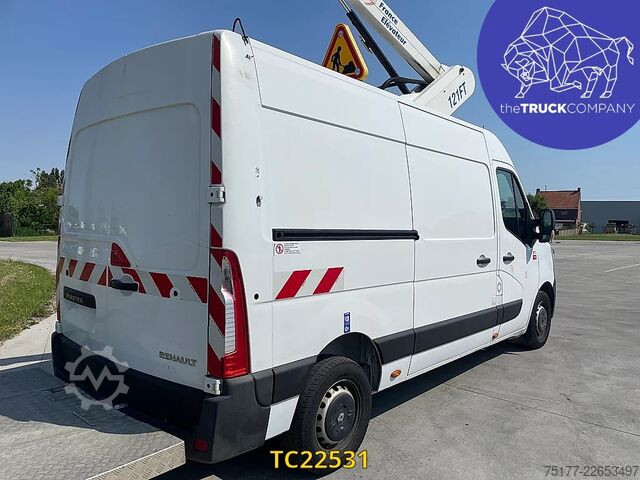 ยก Renault Master