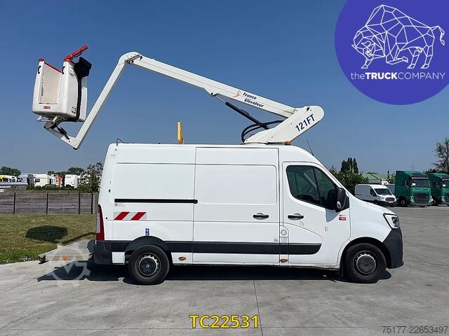 ยก Renault Master