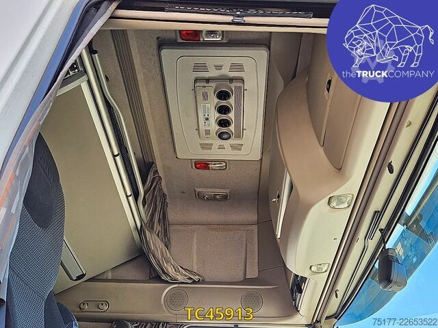 Chasis con cabina DAF XF 440