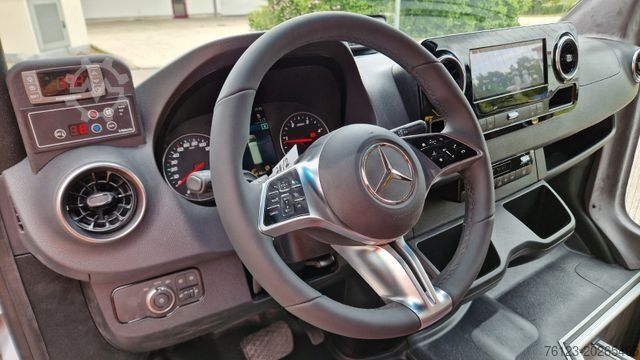รถมินิบัส MERCEDES-BENZ Sprinter 415 ,19 SS Lagerfahrzeug in Stock