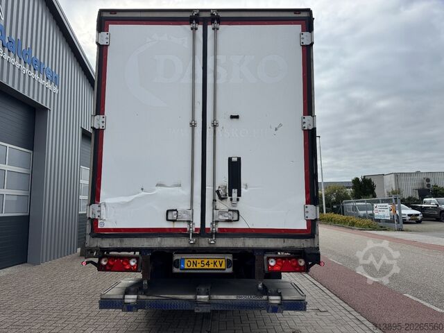 Kyld/fryst transport schmitz cargobull SCB*S3B Lift- & Steeraxle, Thermo-King SMX, Tai...