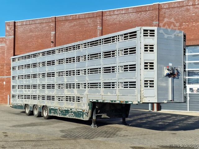 Transport de bétail Pezzaioli 5 deck livestock trailer - Water & Ventilation ...