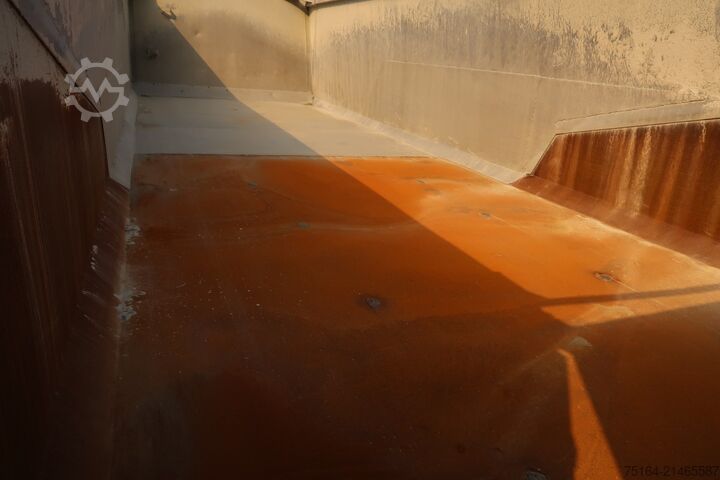 Tippsemitrailer KEMPF SKM 35/3 AK Alukastenmulde