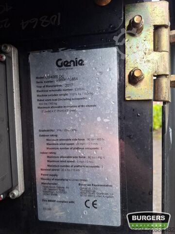 Elevador de tijera Genie GS4069 DC